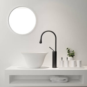 China Sanitary Ware Factory Direct Sale Bathroom Waterfall Golden Basin Faucet