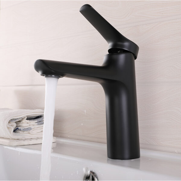 Modern round single-handle wash basin faucet